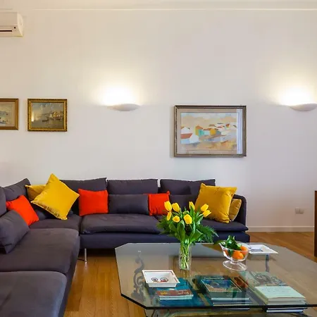 Alma De Partenope - Relais De Charme By The Sea شقة